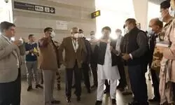 Aviation Minister Jyotiraditya Scindia Visits Delhi Airport After  Complaints Of Chaos Flood Social Media