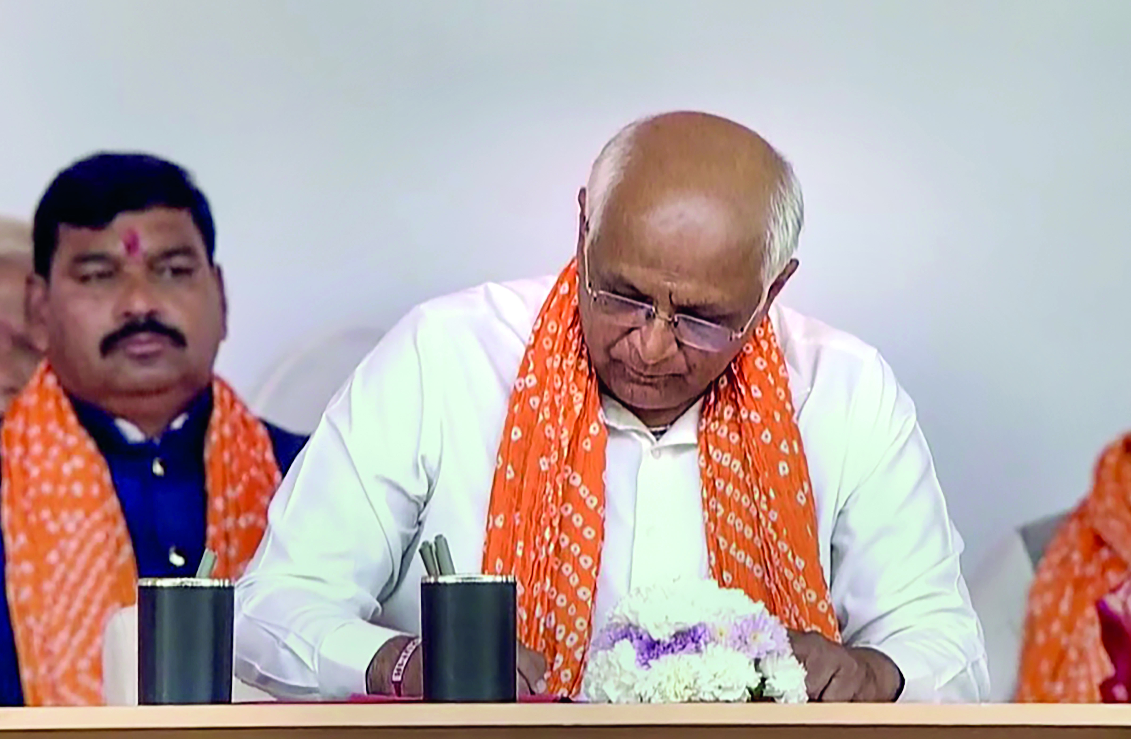 Bhupendra Patel takes oath as Gujarat Chief Min Bhupendra Patel takes oath as Gujarat Chief Min