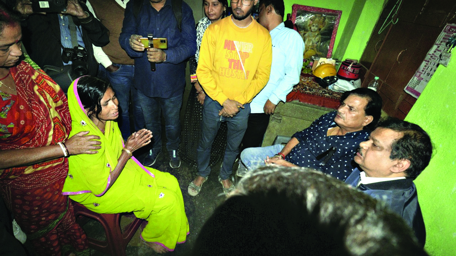 6 arrested, police names BJP leader, wife in FIR 6 arrested, police names BJP leader, wife in FIR