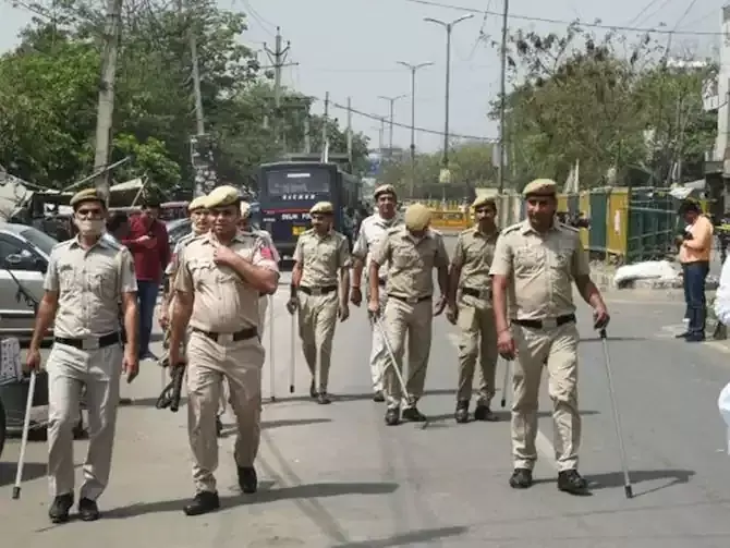 Father In Delhi Throws Toddler Son From Balcony After Fight With Wife, Later Jumps Himself
