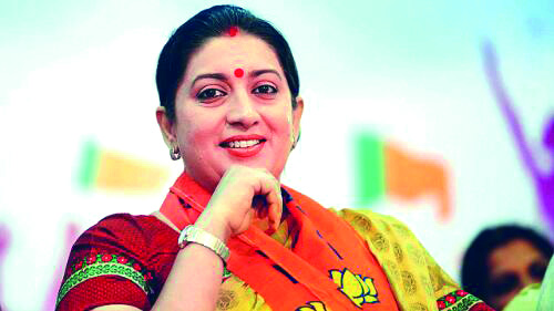 Smriti Irani meets local people at public outreach prog in Kanthi Smriti Irani meets local people at public outreach prog in Kanthi