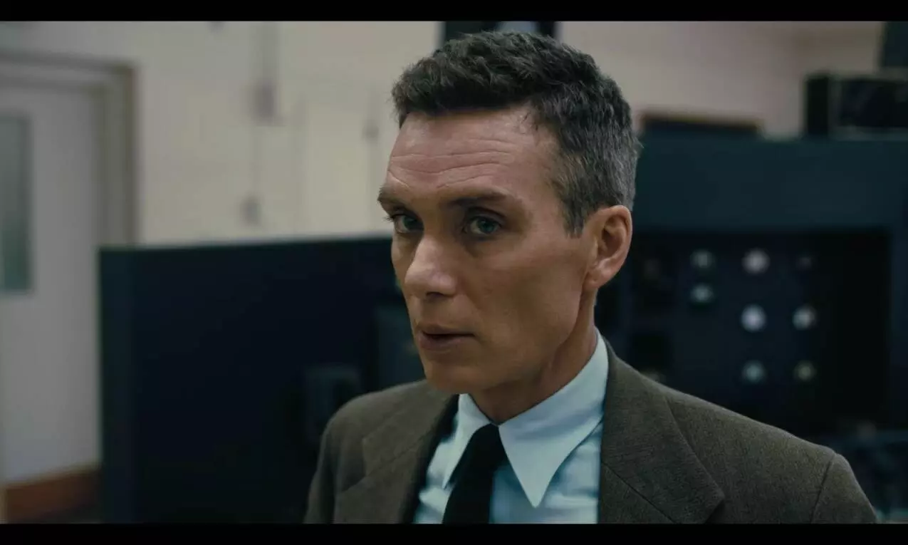 Oppenheimer Trailer Promises Immense Tension & Anxiety