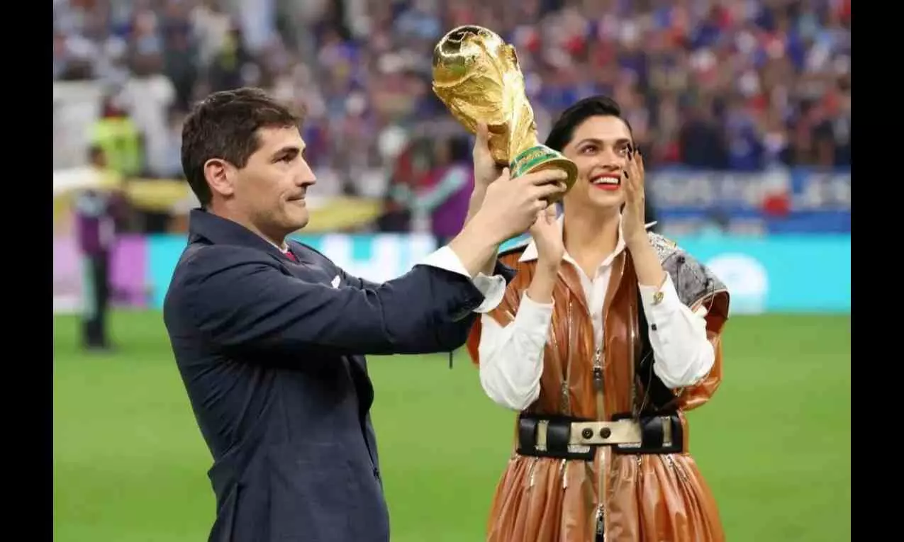 Deepika Padukone Feels Grateful To Have Unveiled FIFA World Cup Trophy