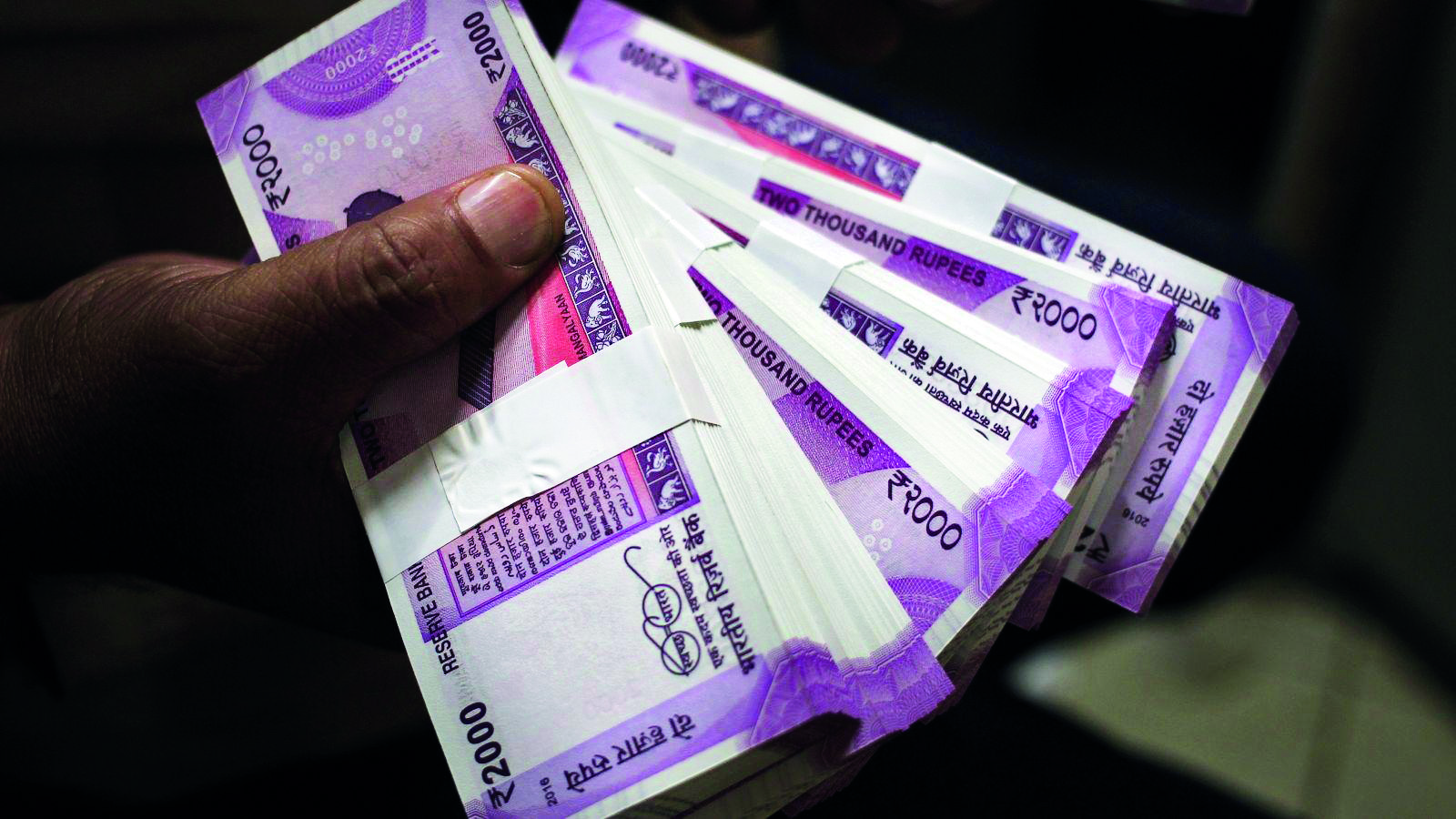 Jio deposits Rs 3,720 cr in SBI escrow account to acquire Reliance Infratel Jio deposits Rs 3,720 cr in SBI escrow account to acquire Reliance Infratel