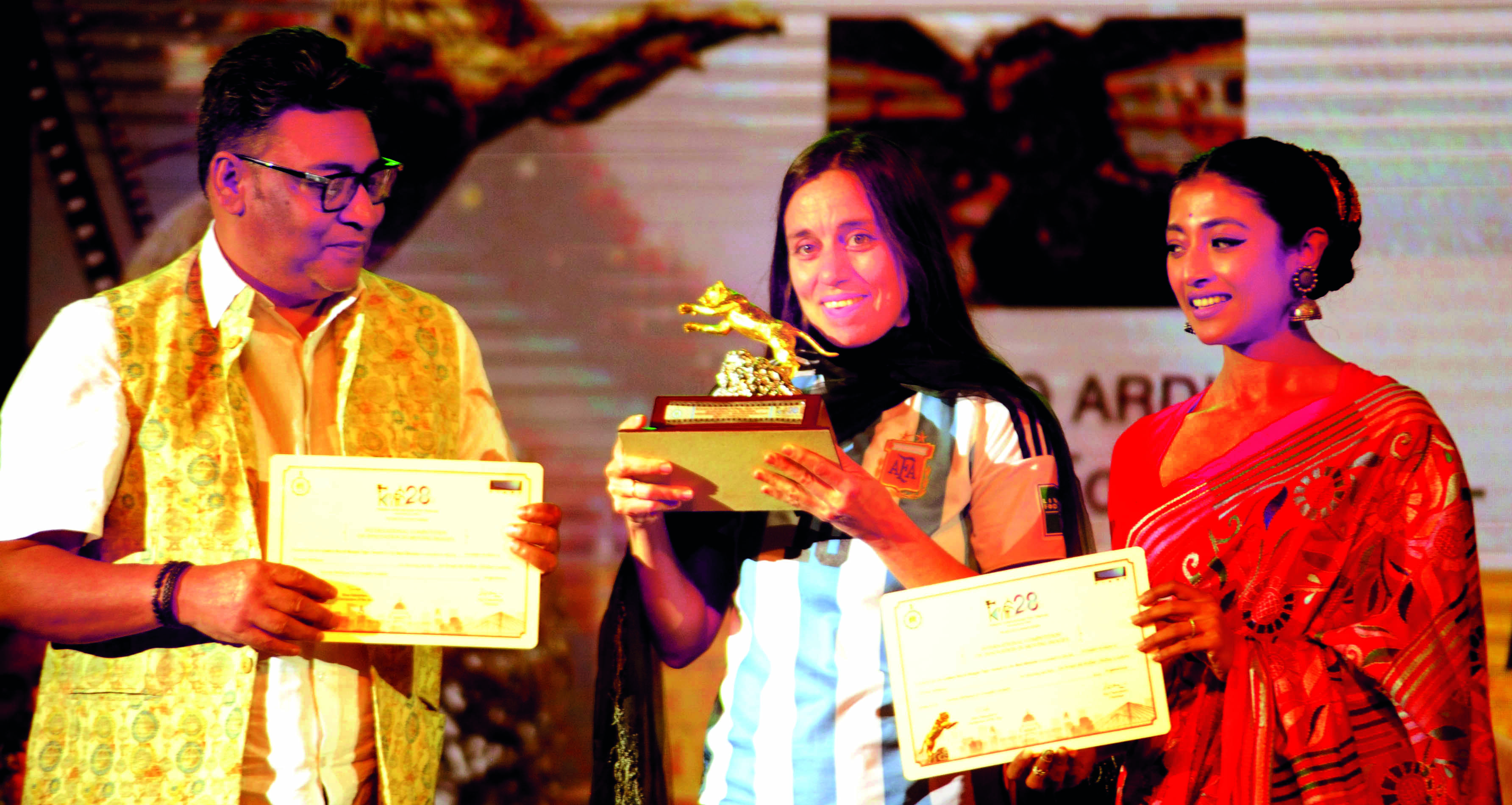 28th KIFF: Bdesh, Spains movies receive Golden Royal Bengal Tiger 28th KIFF: Bdesh, Spains movies receive Golden Royal Bengal Tiger