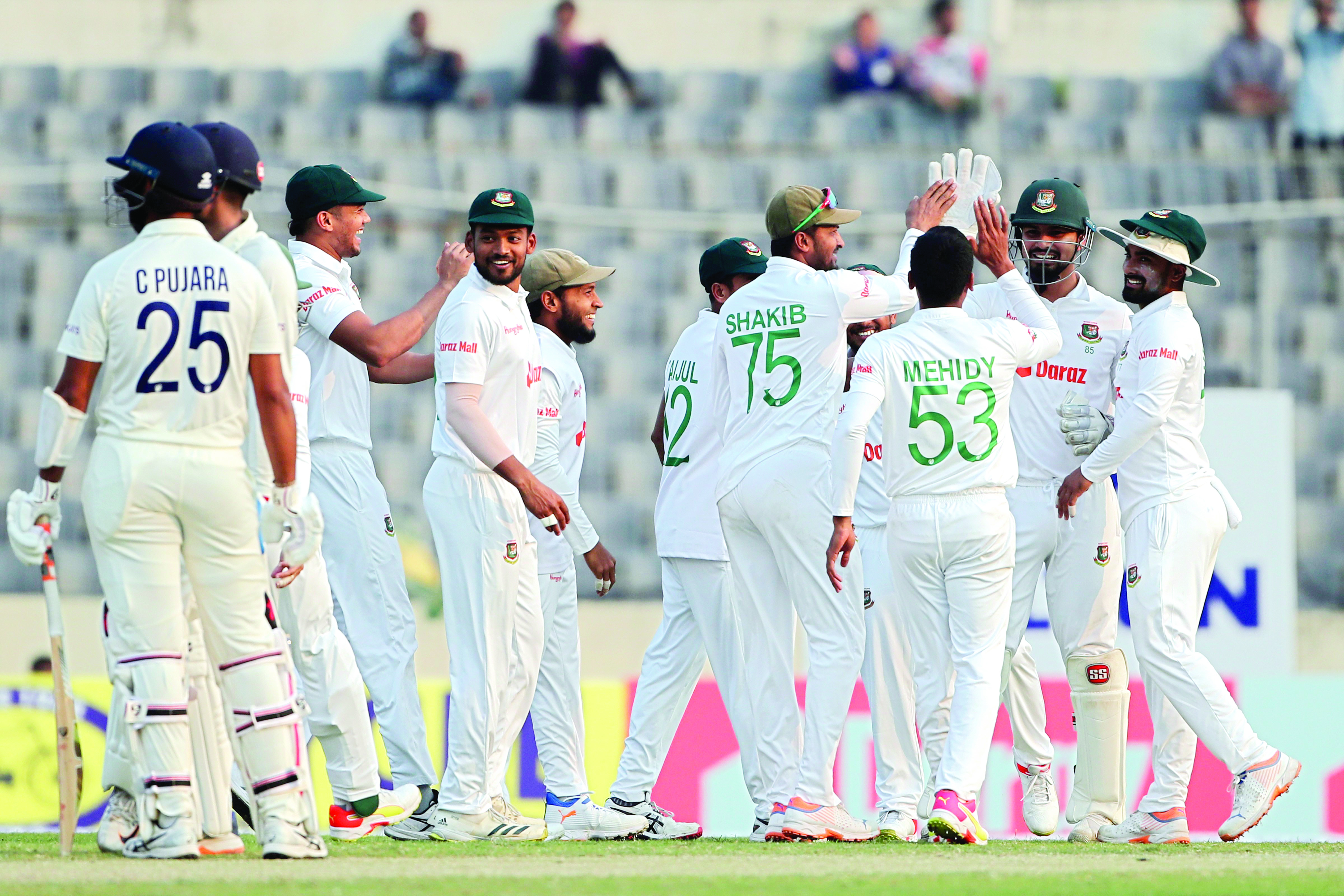 India 45-4 at stumps on Day 3, still need 100 to win 2nd Test