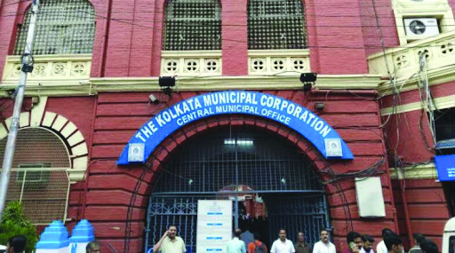 Civic body to float EOI for maintenance and running of Deshbandhu Park swimming pool Civic body to float EOI for maintenance and running of Deshbandhu Park swimming pool