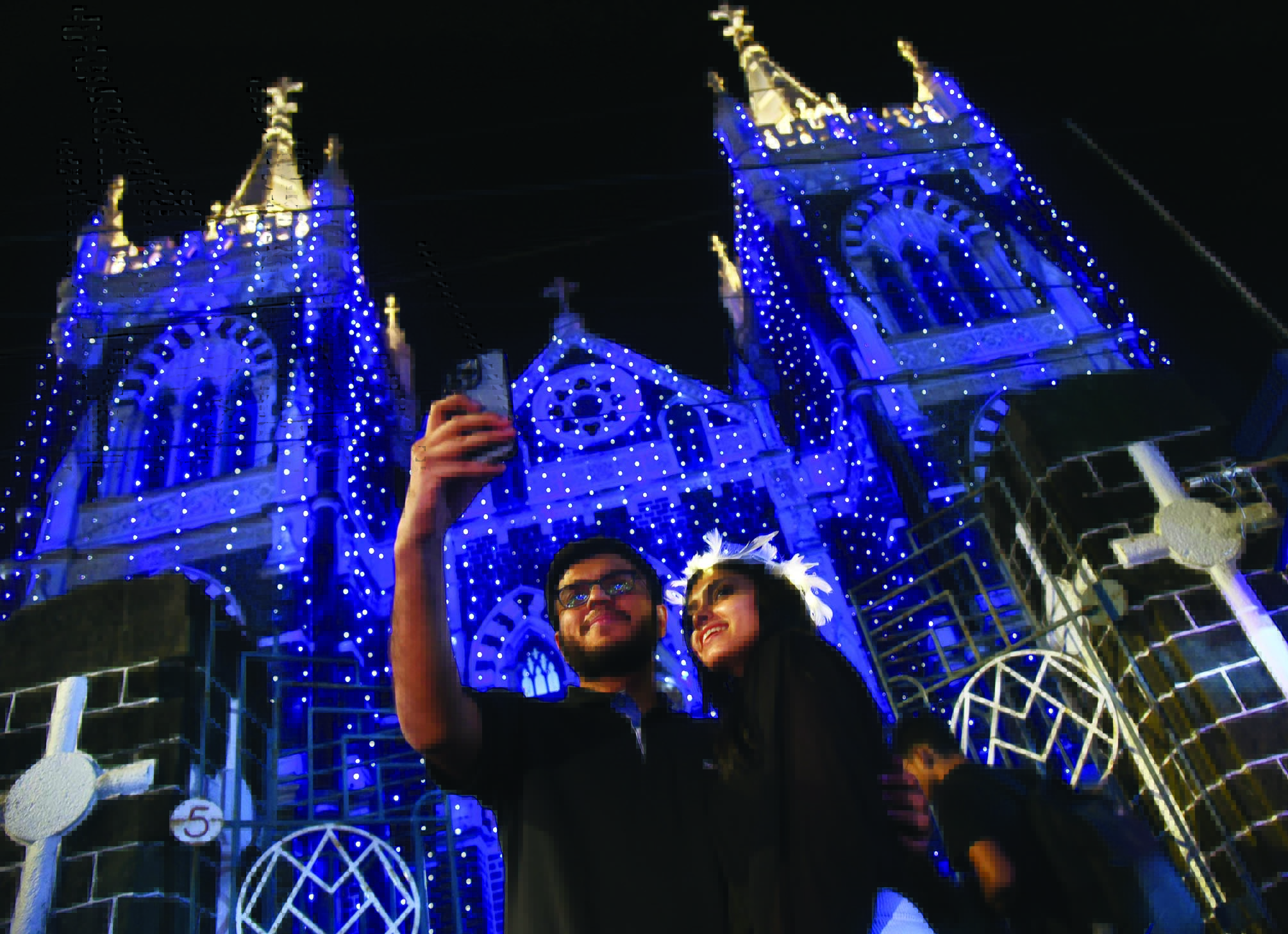 After 2 Years Of Subdued Festivities, X-Mas Celebrated With Fervour Across Country