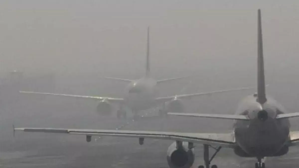 Thick Fog Leads To Disruption Of 100 Flights Disrupted At Delhi Airport