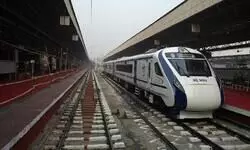 Bengal Gets Vande Bharat Express: Tickets Flying Off Shelf; Mouth-Watering Dishes On Menu Bengal Gets Vande Bharat Express: Tickets Flying Off Shelf; Mouth-Watering Dishes On Menu