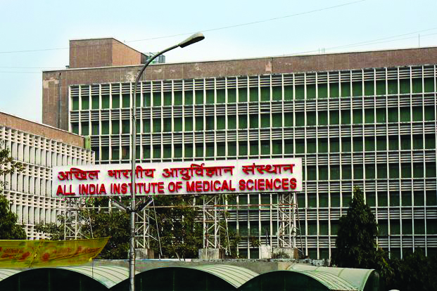 Students & staff of AIIMS can now meet institute   director without appointment on designated days