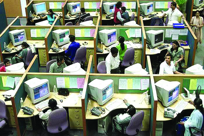 HC refuses anticipatory bail   to kingpin of fake call centre