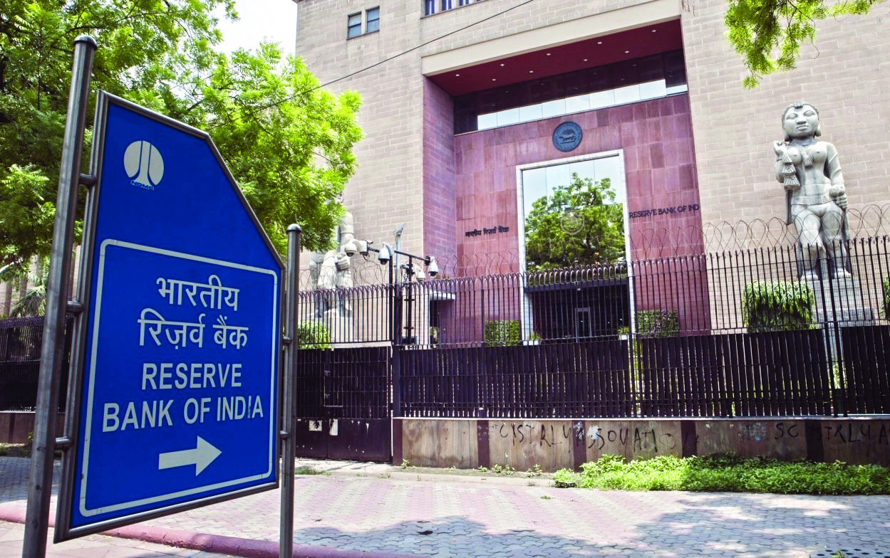 ‘Issues related to cards, mobile, net banking top complaints at banking ombudsman’