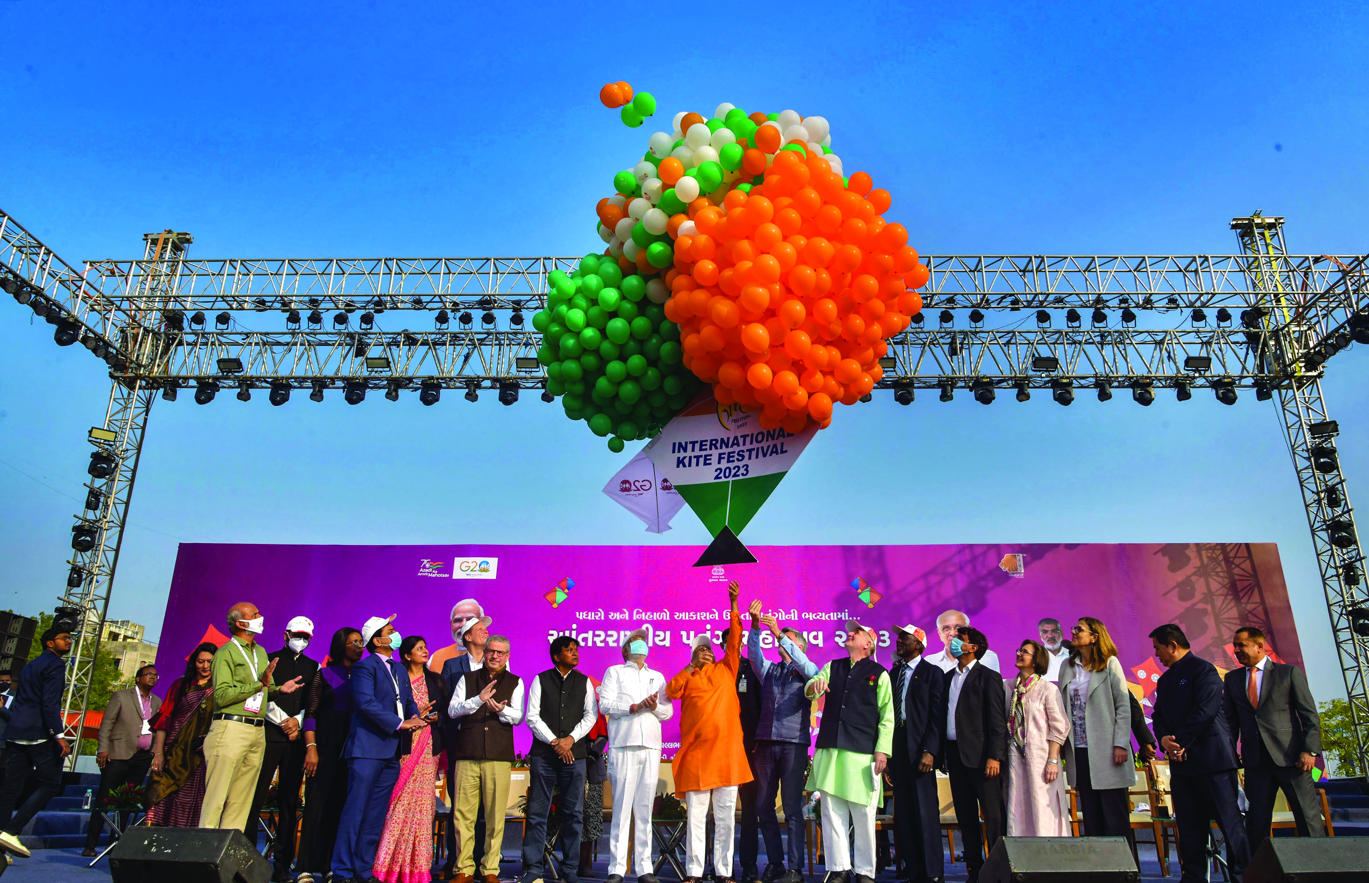 Int’l Kite Festival inaugurated in Gujarat; 68 countries to participate Int’l Kite Festival inaugurated in Gujarat; 68 countries to participate