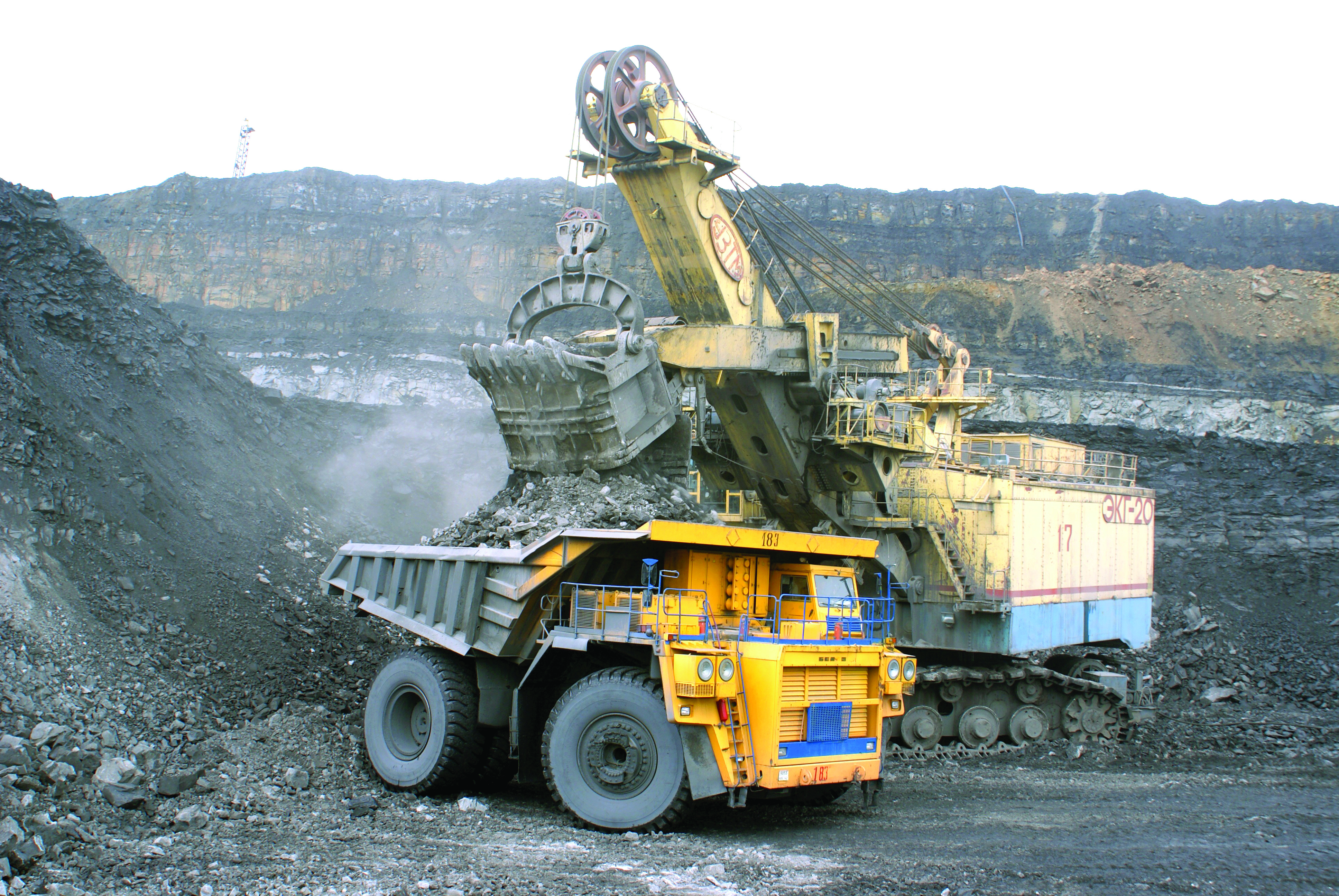 Ensure timely coal import, increase output in captive mines: Govt to gencos
