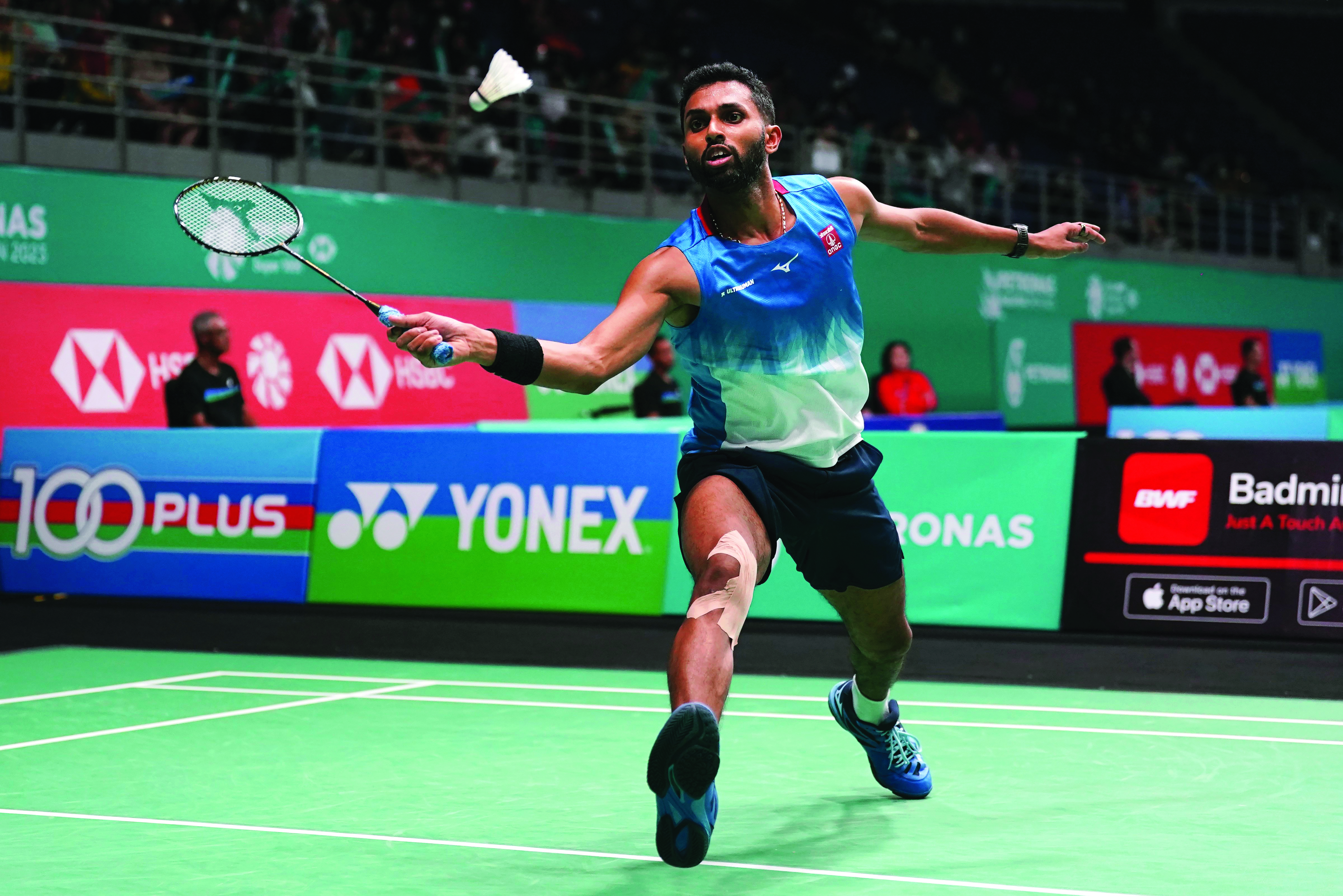 Prannoy enters quarter-finals, Satwik-Chirag too register win