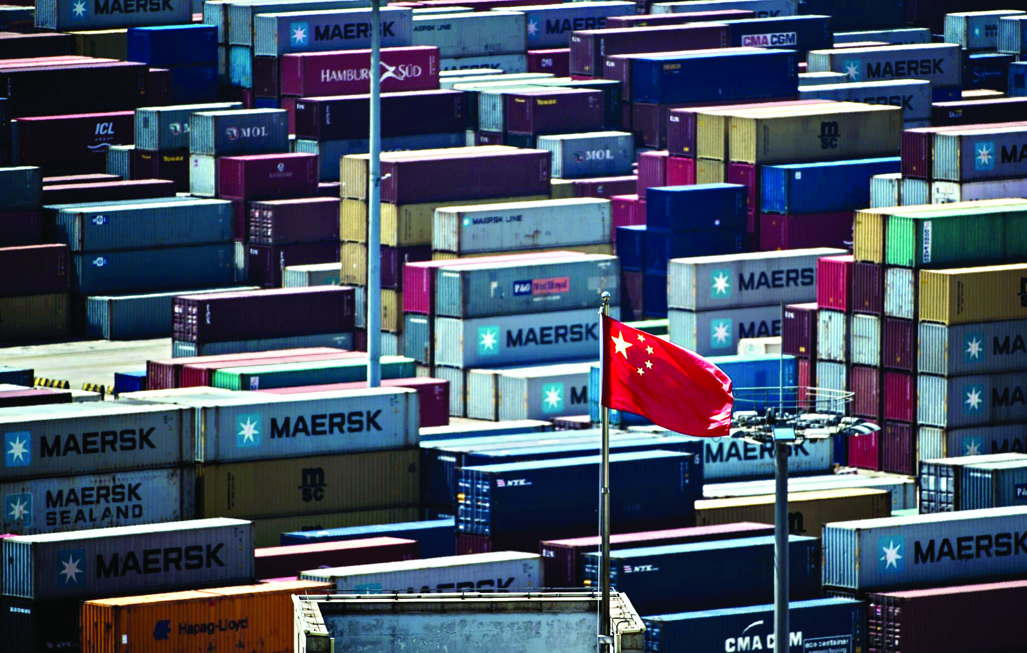 China’s trade surplus swells to $877.6 billion
