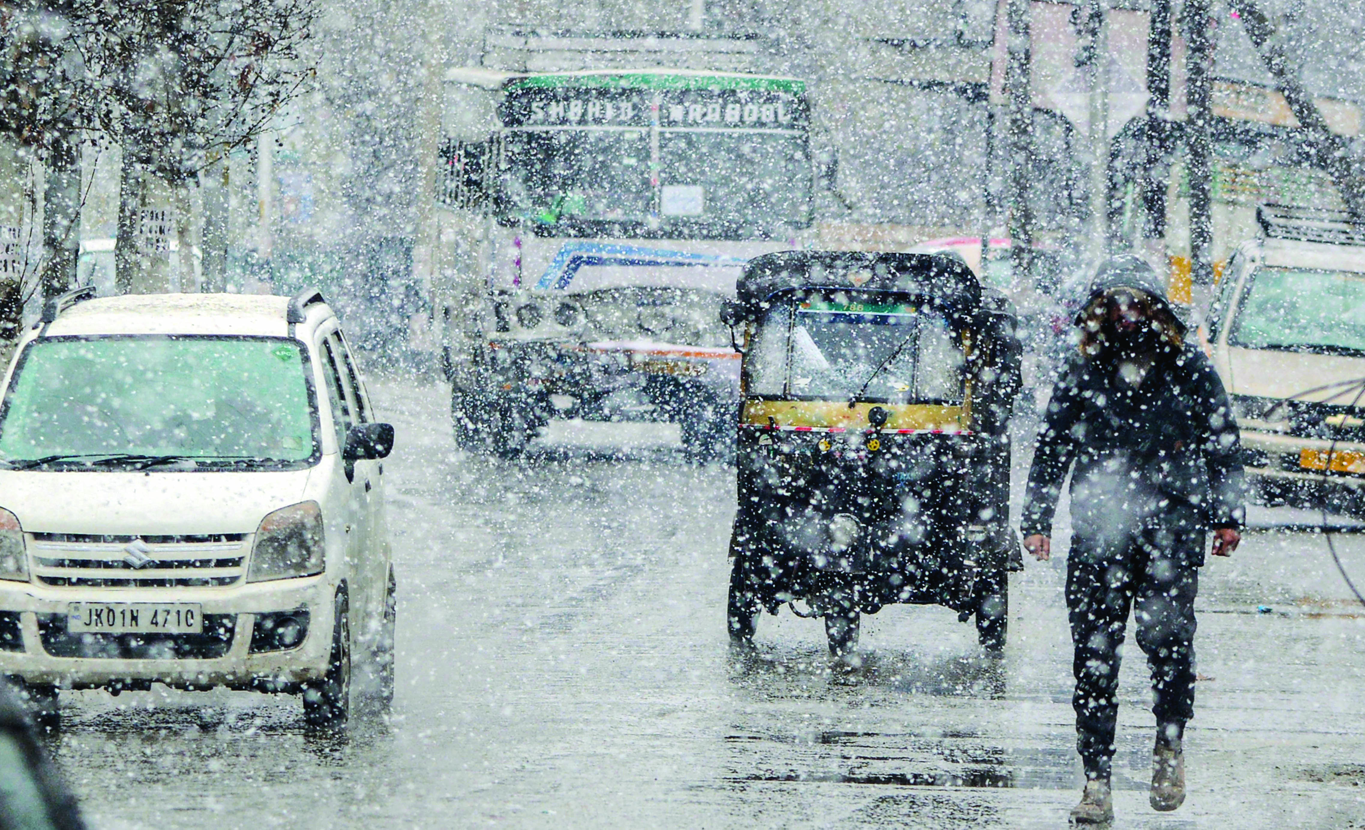 J&K: Avalanche warning issued for 10 districts