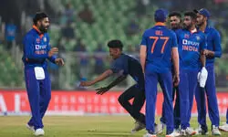 Kohli, Gill power India to series sweep with record 317-run win