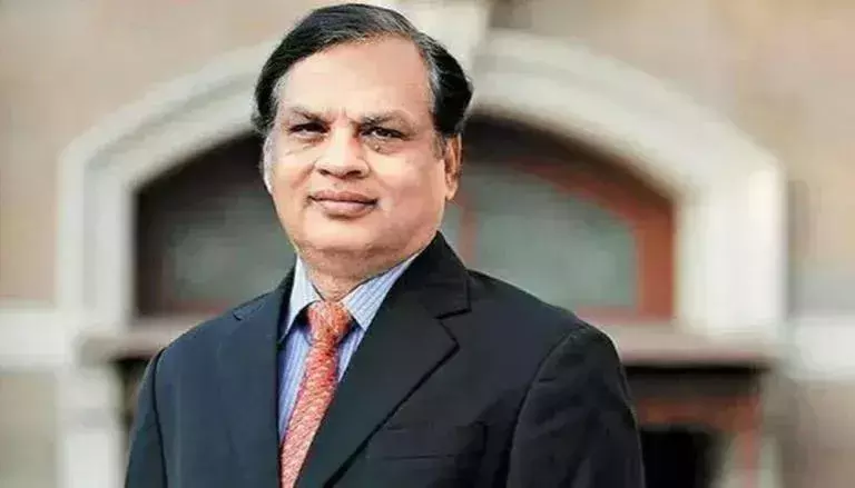 Venugopal Dhoot gets interim bail, walks out of Mumbais Arthur Road prison