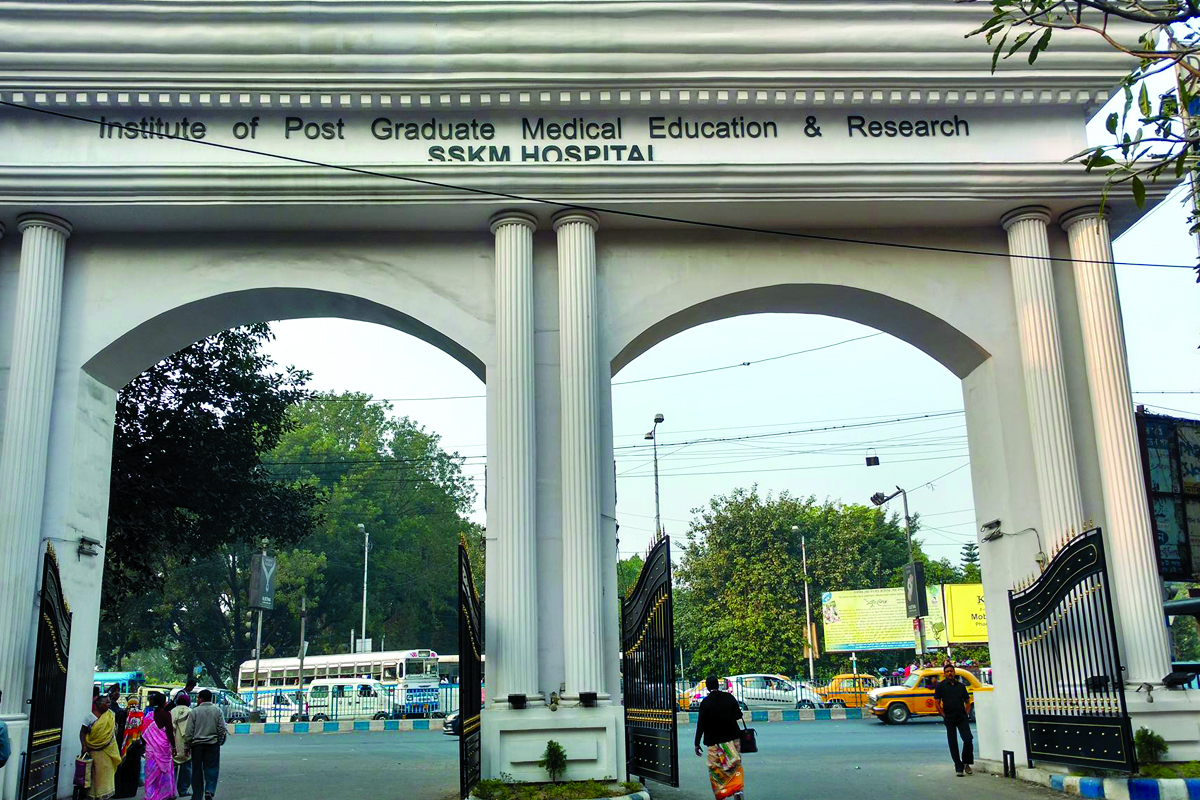 Anti- snake venom drugs: Two med colleges in city to conduct trials