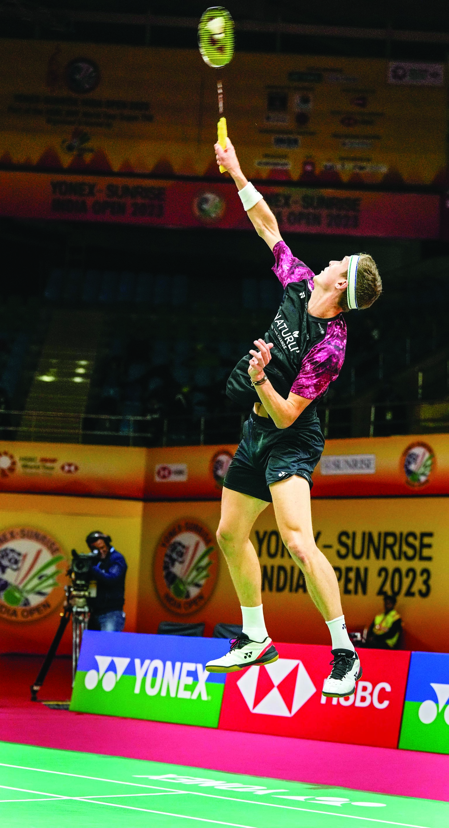 Axelsen, Yamaguchi enter semi-final