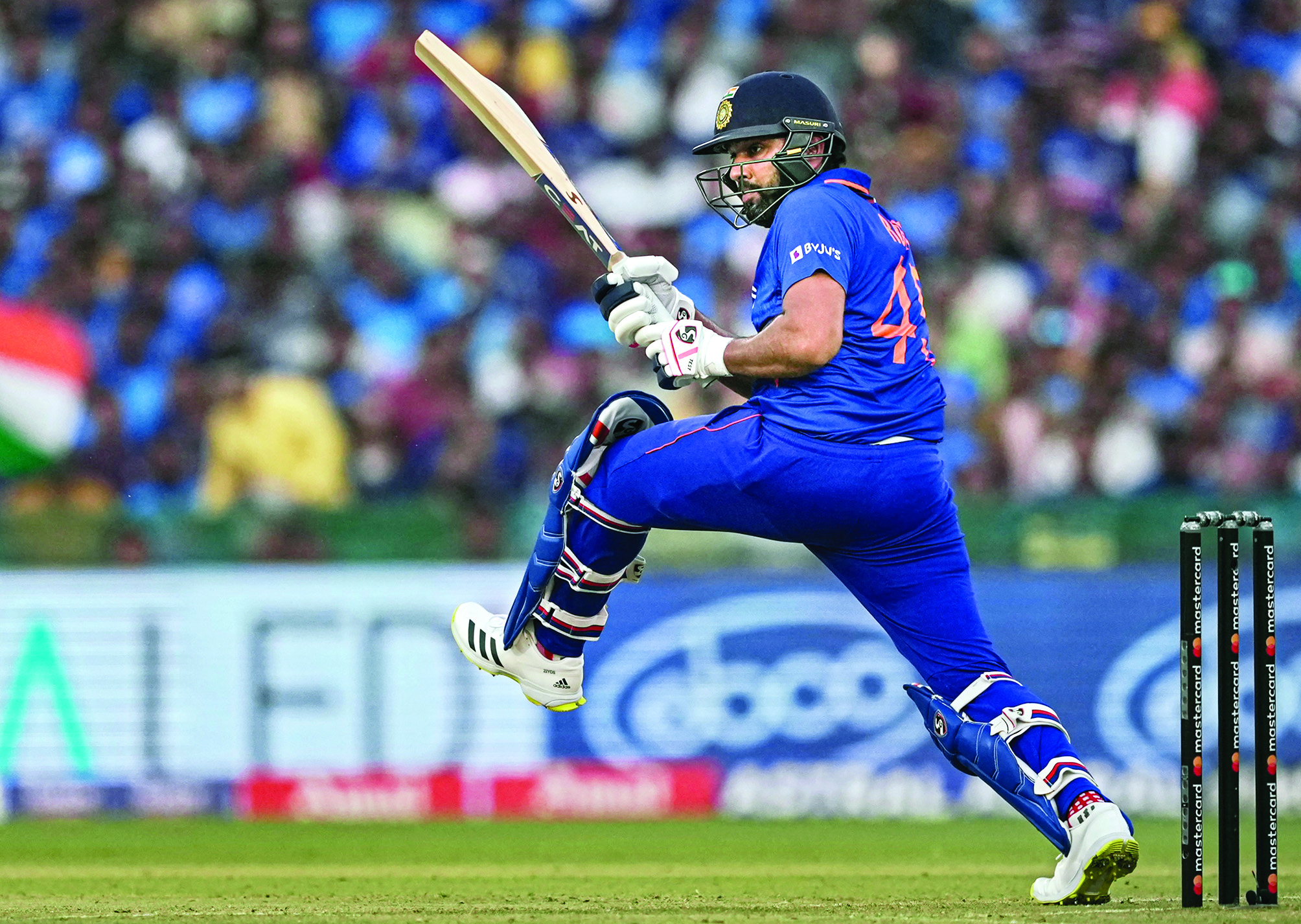 Pacers give India 8-wicket win against Kiwis in second ODI