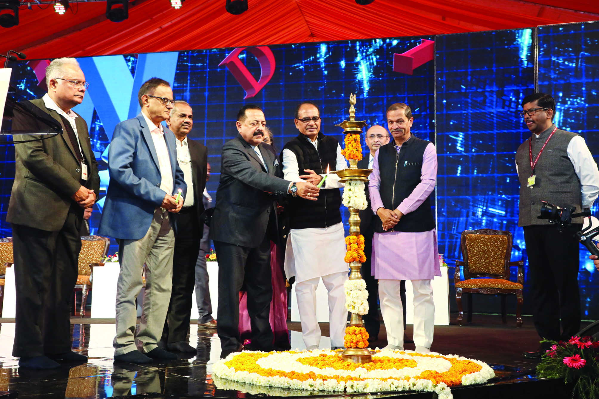 MP CM Chouhan inaugurates IISF in Bhopal MP CM Chouhan inaugurates IISF in Bhopal