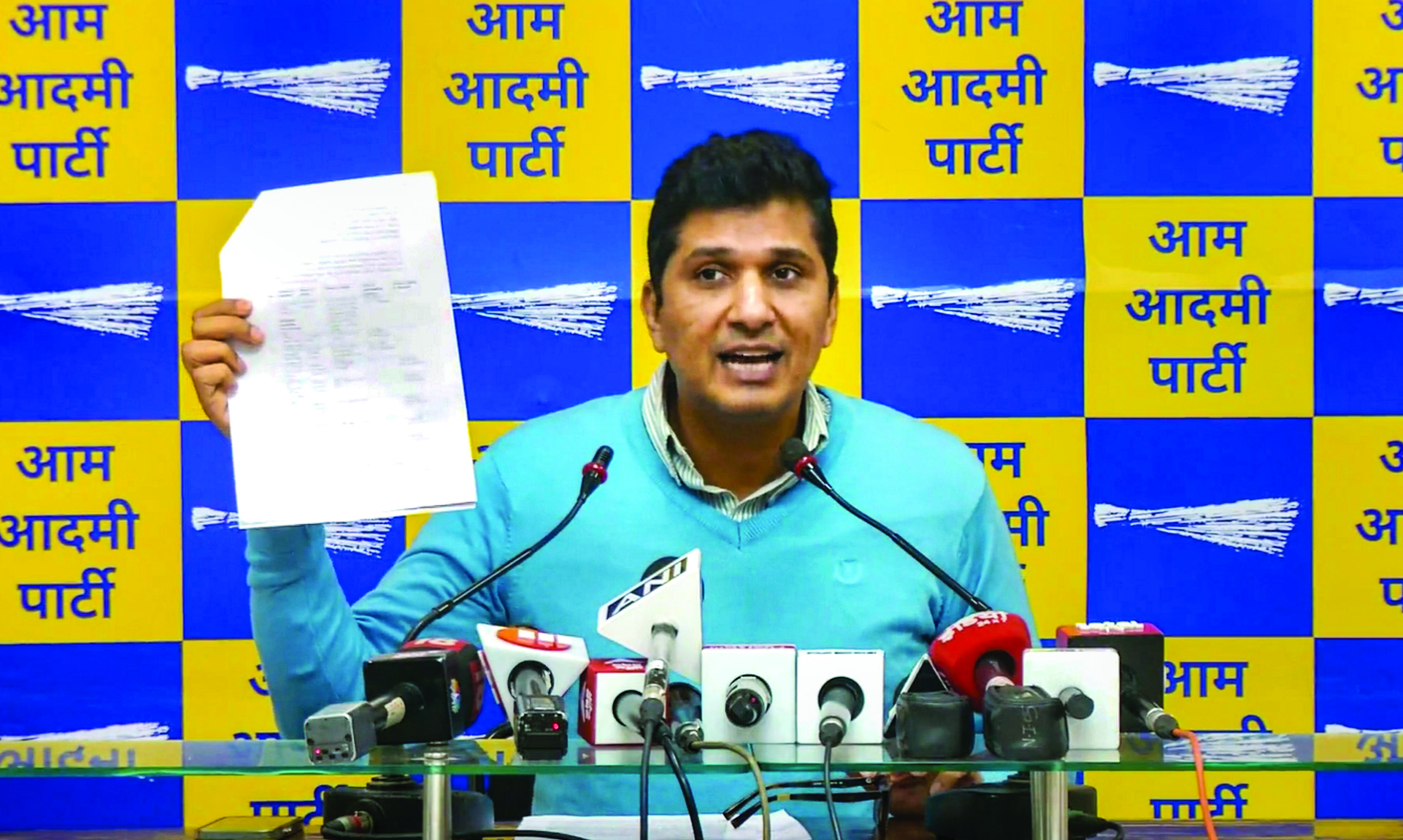 AAP accuses Delhi   BJP leaders of amassing disproportionate assets