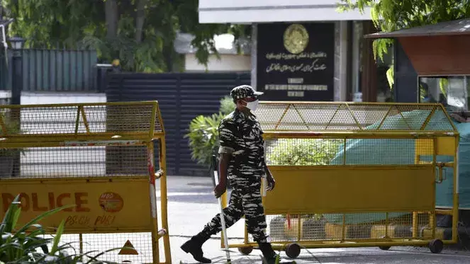 Heavy deployment of security personnel at MCD House for mayoral poll