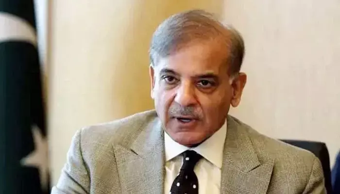 Pakistan PM Shehbaz Sharif apologises to nation for power outage