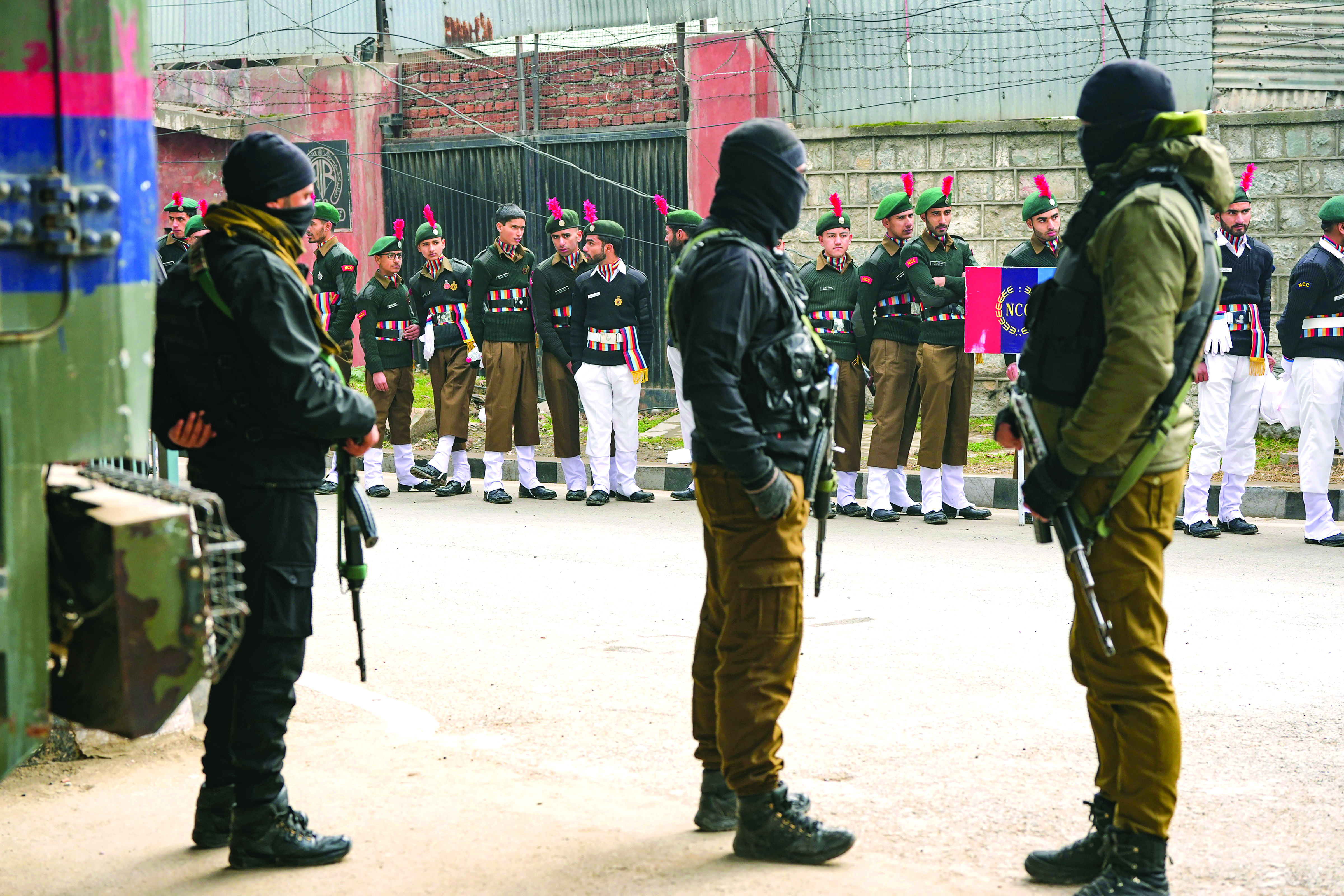 Srinagar:  R-Day rehearsal held amidst tight security