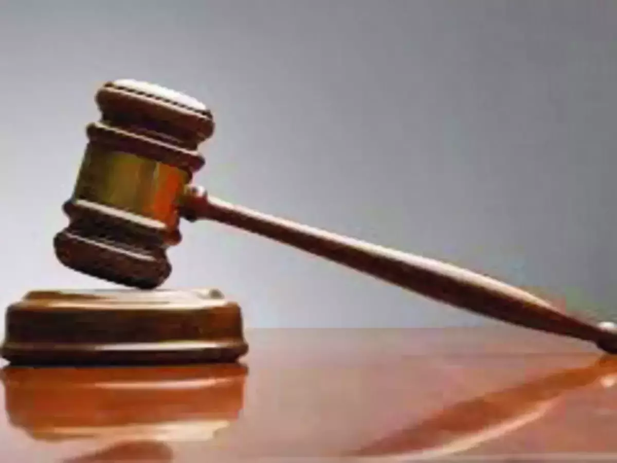 Gujarat court acquits 22 accused in post-Godhra riots case in which 17 people were killed Gujarat court acquits 22 accused in post-Godhra riots case in which 17 people were killed