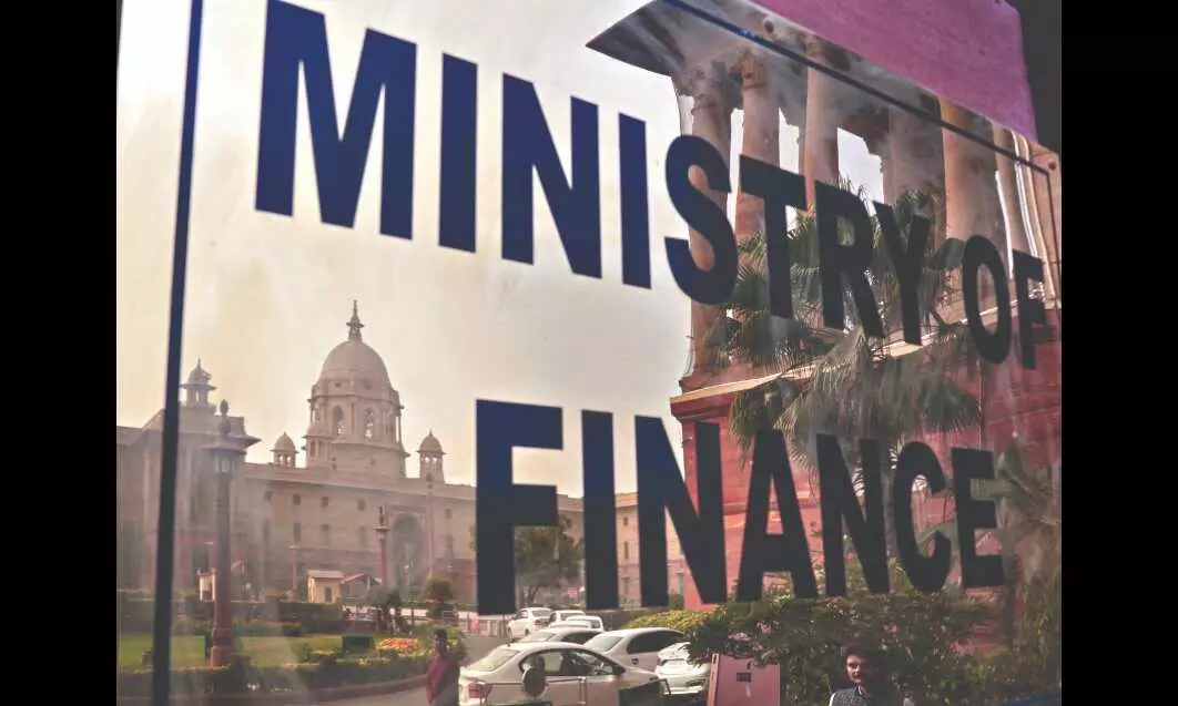 Fin Min contemplating sops for middle class Fin Min contemplating sops for middle class