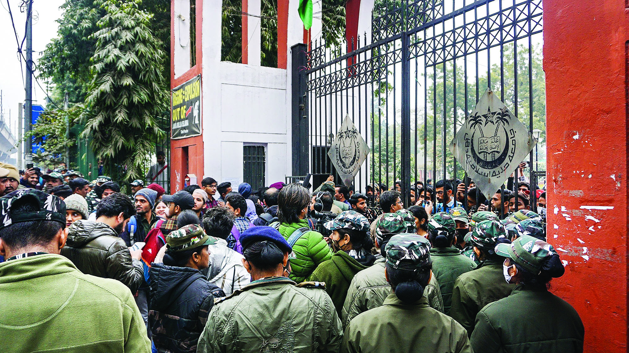 13 students detained for organising BBC   docu screening at Jamia released: Police