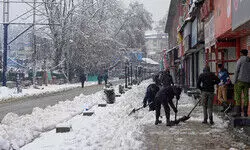 Himachal Pradesh: 3 national highways among 479 roads blocked due to recent snowfall in higher reaches, tribal areas Himachal Pradesh: 3 national highways among 479 roads blocked due to recent snowfall in higher reaches, tribal areas