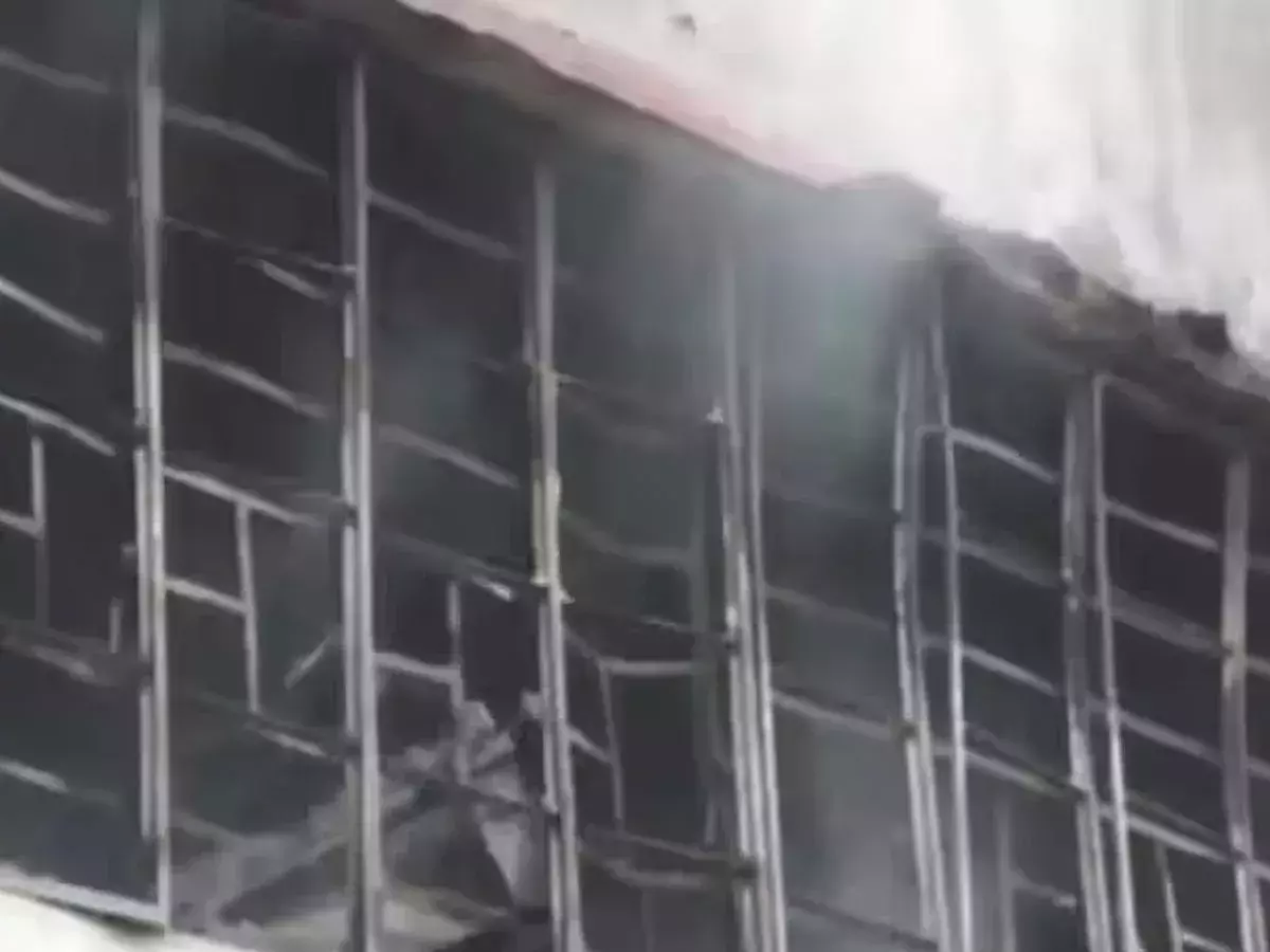Dhanbad high-rise fire: Family members find it difficult to identify charred bodies Dhanbad high-rise fire: Family members find it difficult to identify charred bodies