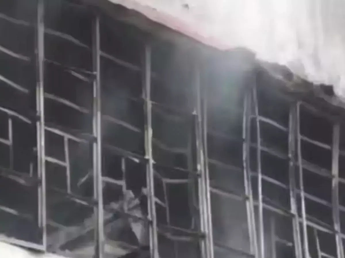 Dhanbad high-rise fire: Family members find it difficult to identify charred bodies