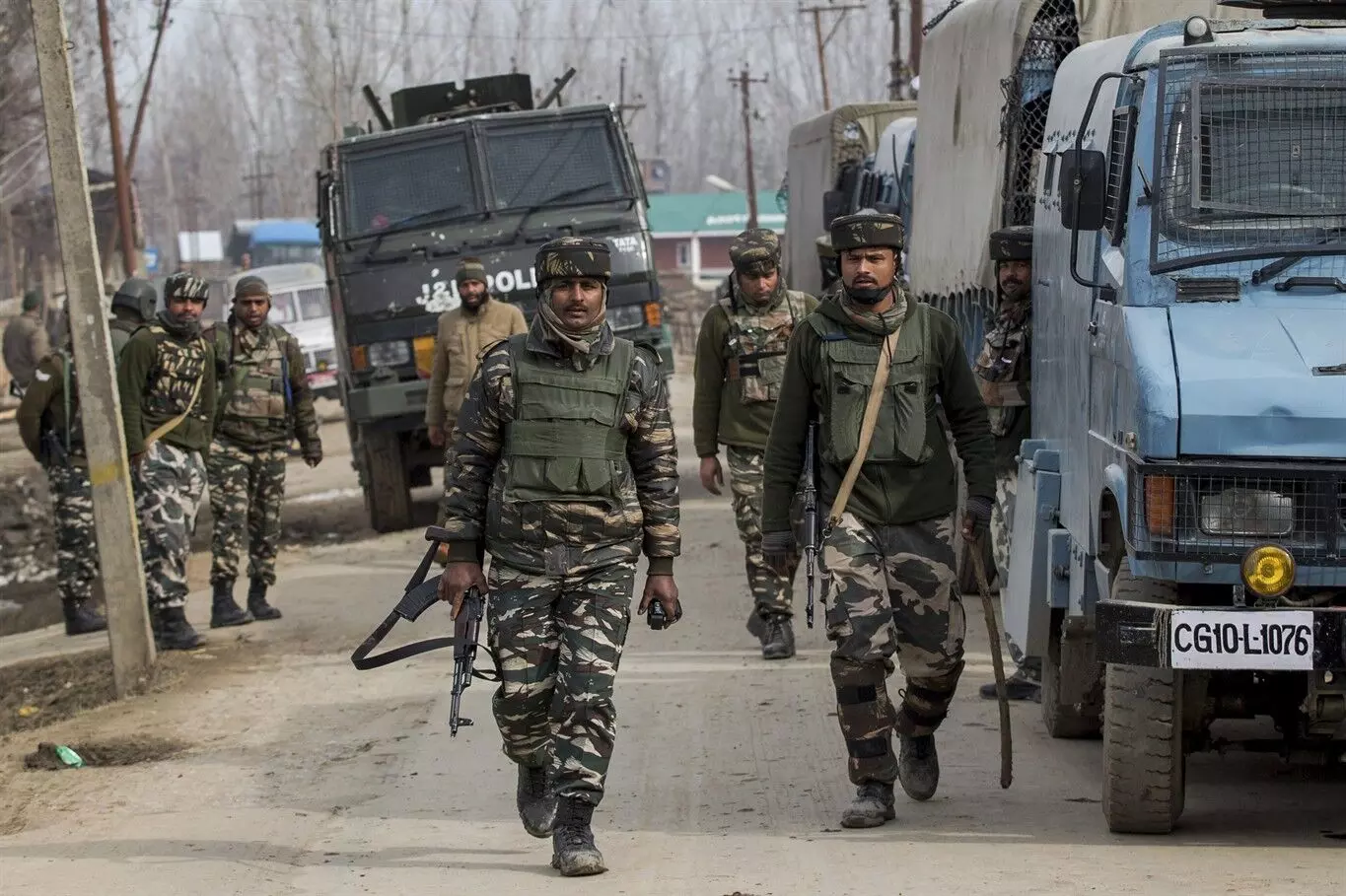 Jaish module busted in Jammu & Kashmirs Kulgam district, six arrested