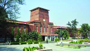 DU modifies assessment pattern   under new structure, students protest