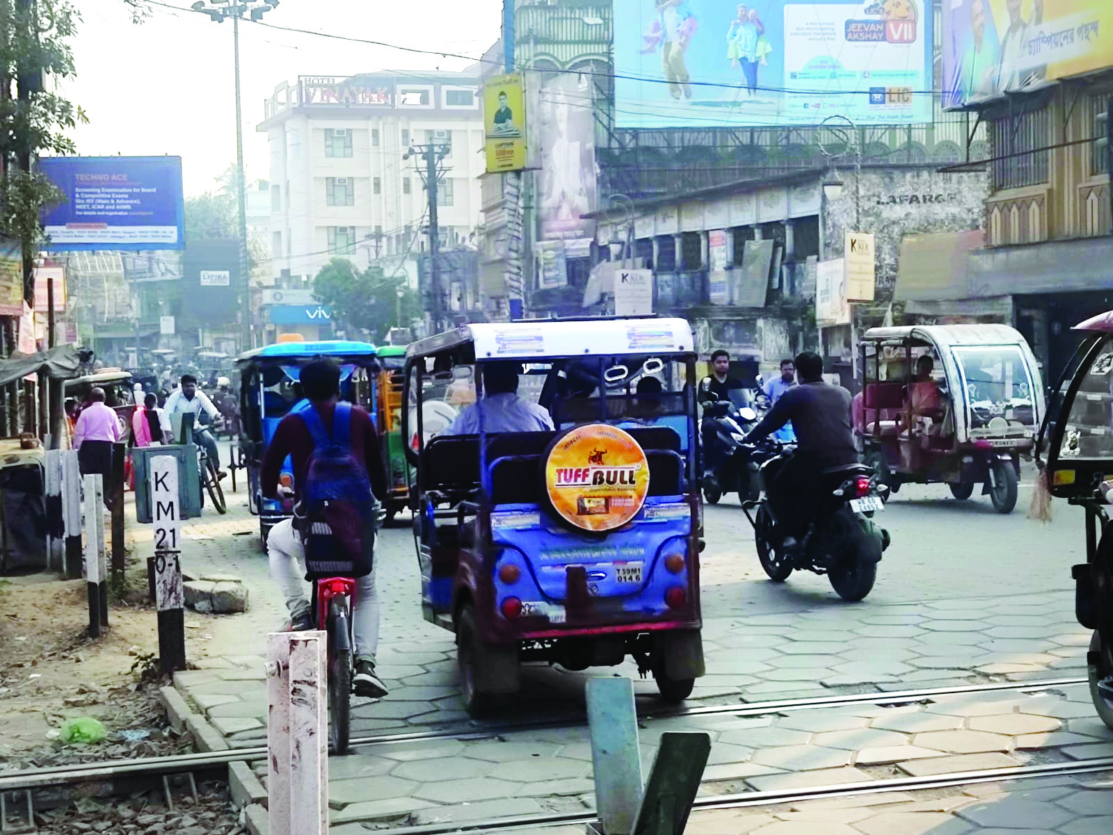 To control haphazard movement: Raiganj admin decides to rein in totos