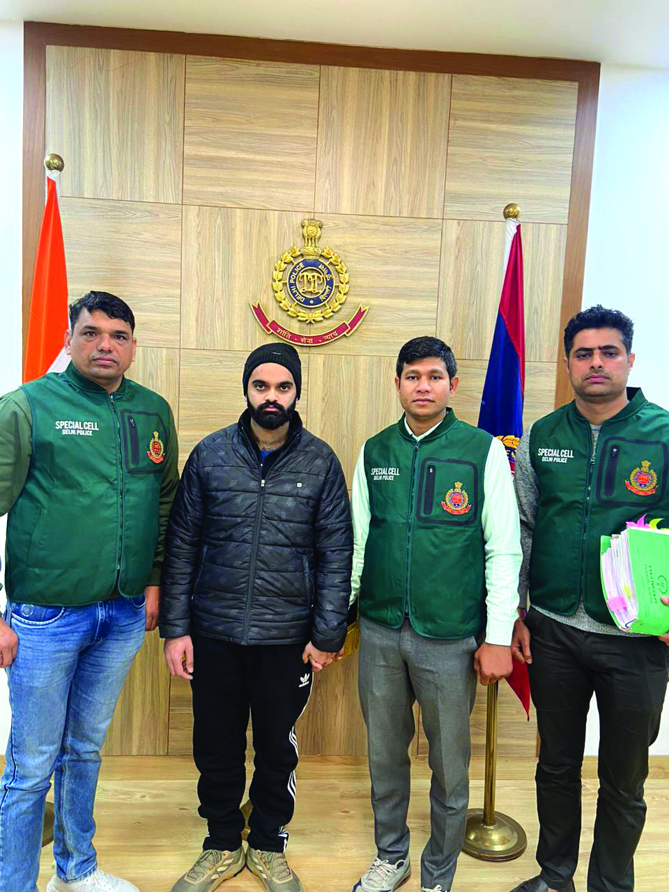 Cyber con, living in Italy, poses as Vice Prez   to seek favours from bureaucrats; arrested