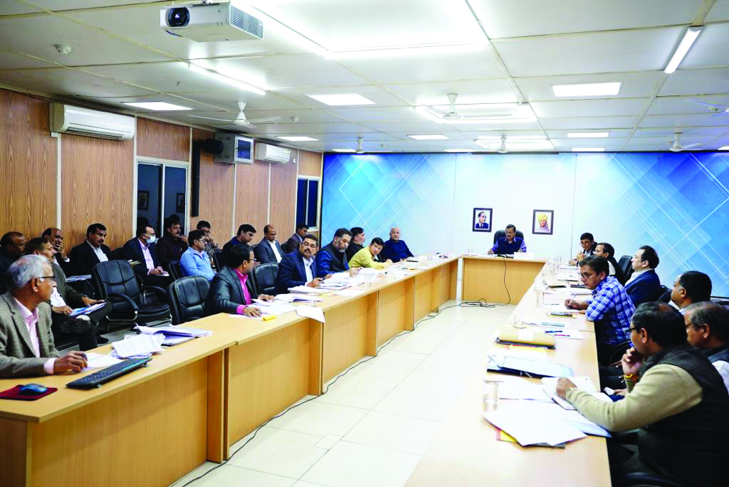 CM pulls up officials for laxity in water augmentation project CM pulls up officials for laxity in water augmentation project