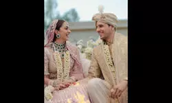 B-Town congratulates Sidharth, Kiara on their wedding B-Town congratulates Sidharth, Kiara on their wedding