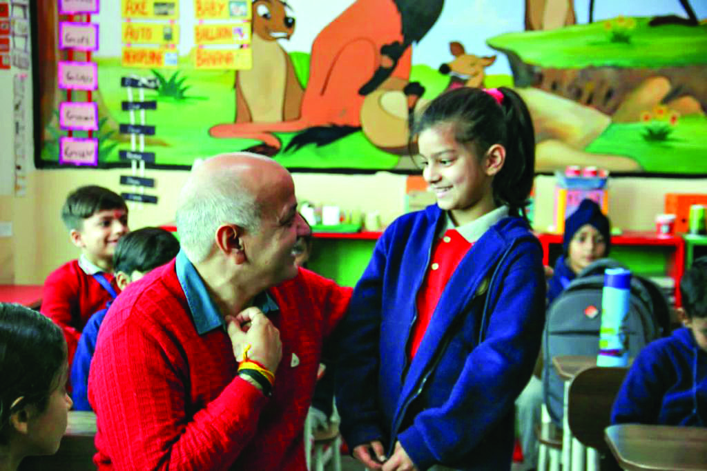 Sisodia visits 3 Delhi govt schools, interacts with students in classes Sisodia visits 3 Delhi govt schools, interacts with students in classes