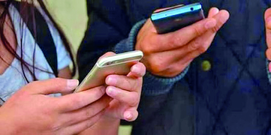 Over 34.38 crore rural internet subscribers in India, 85.09 cr in total, govt informs Parliament