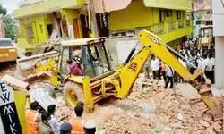 Shutdown in parts of Kashmir against demolition drive Shutdown in parts of Kashmir against demolition drive