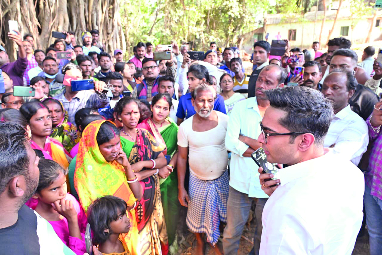 Post Abhishek’s nudge, 209 villagers get land patta Post Abhishek’s nudge, 209 villagers get land patta