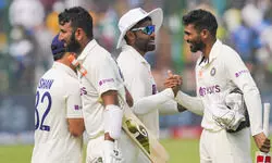 India beat Australia by six wickets in second Test to go 2-0 up in series
