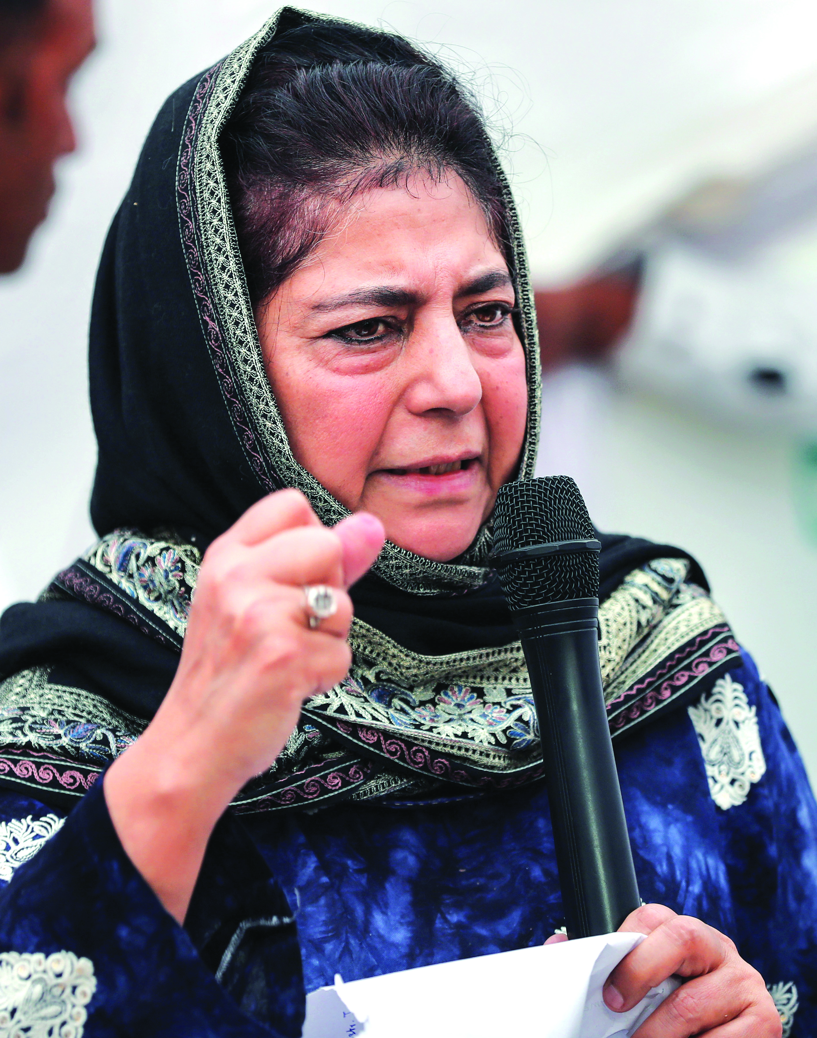 Unite and fight for your rights without being misled: Mehbooba